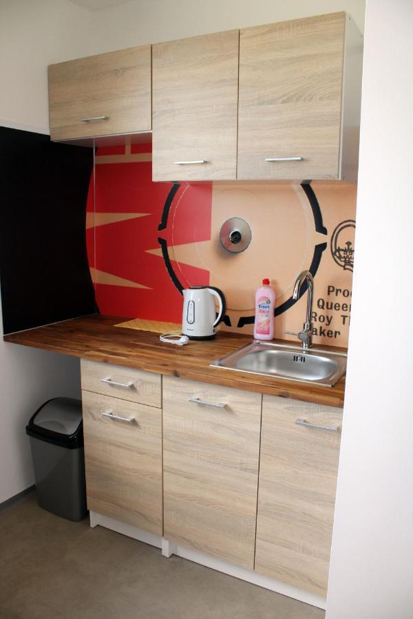 Dluhonska Apartments プルジェロフ エクステリア 写真