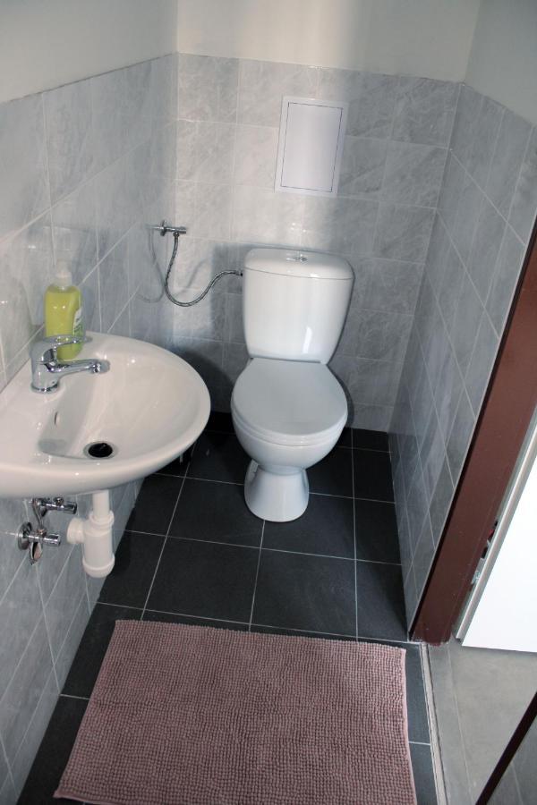 Dluhonska Apartments プルジェロフ エクステリア 写真